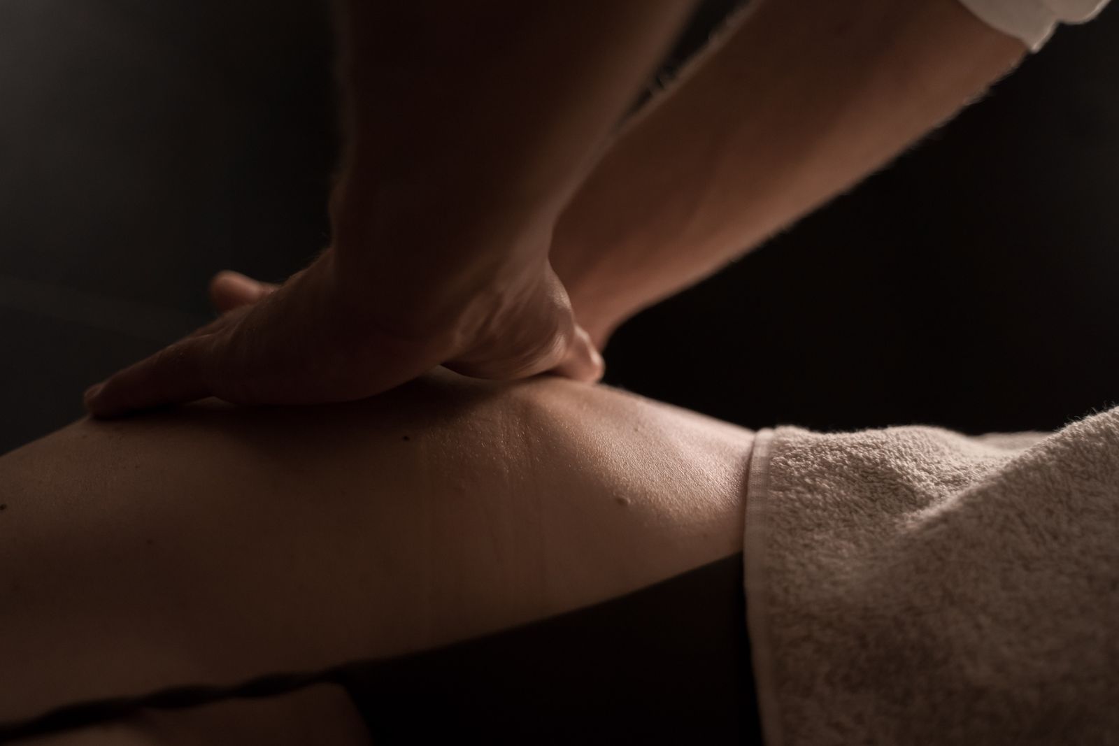 Shiatsu massage lebanon japanese energy therapy — Kimantra Spa