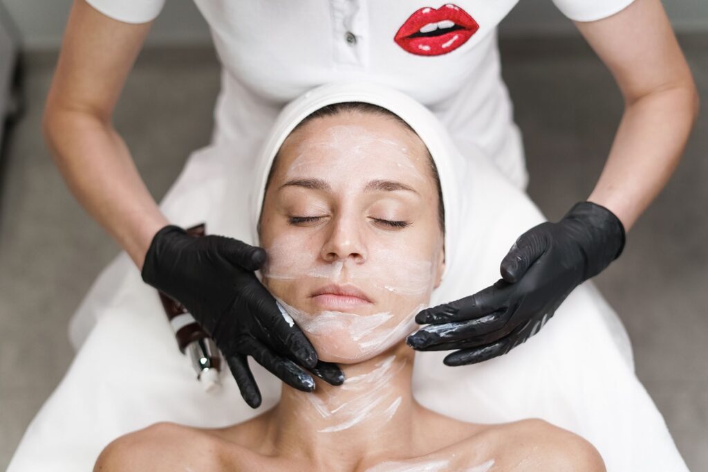 Facial treatment Beirut - professional skincare at Kimantra Spas